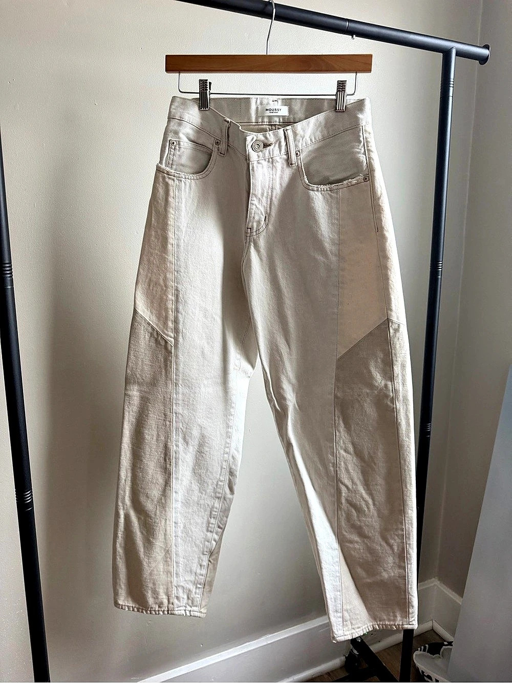 Moussy Vintage Panel Wide Jeans Color Block Straight Leg Cream - 25 WORN ONCE